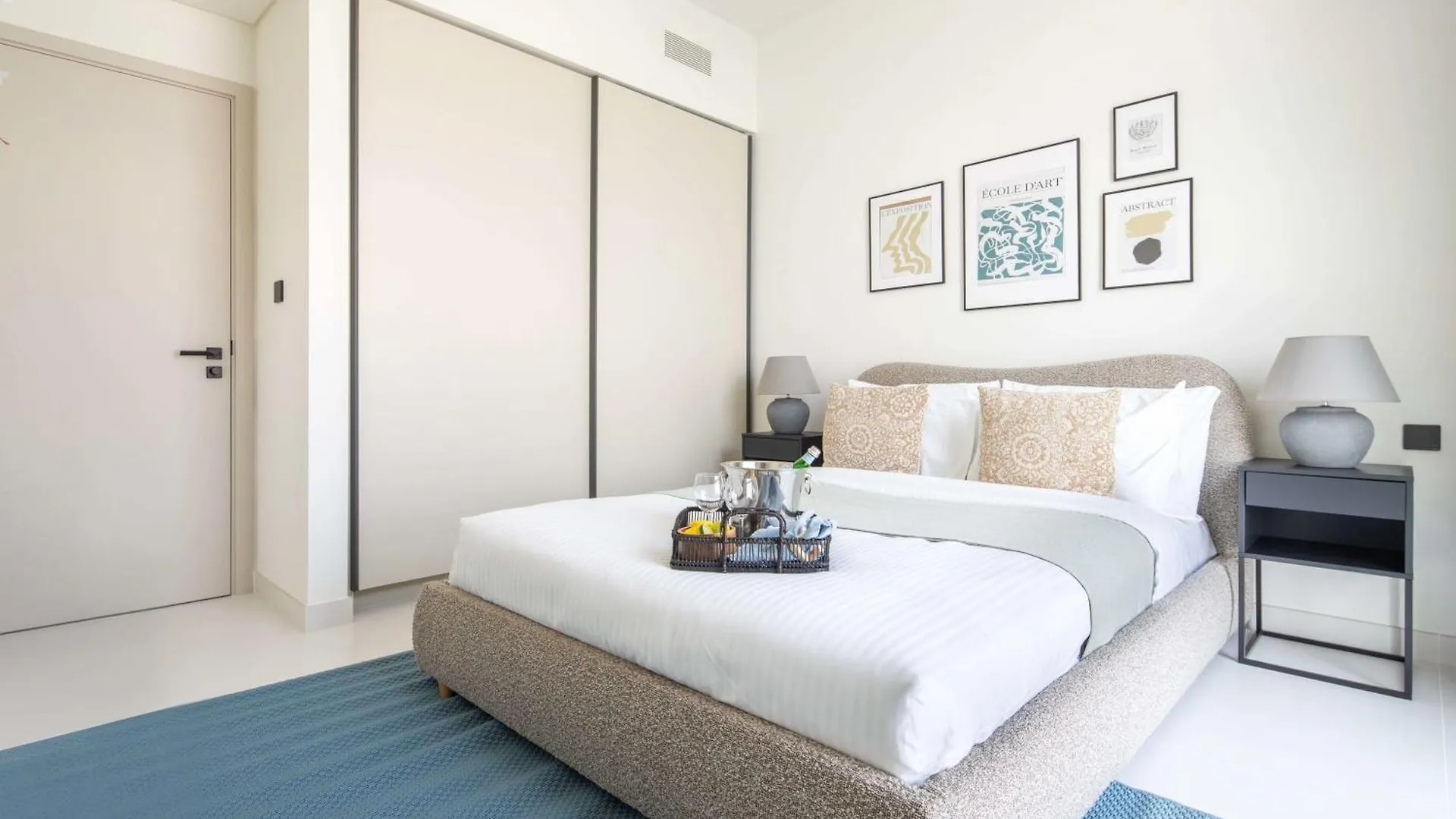 Frank Porter - Marina Vista Tower 2 Dubai