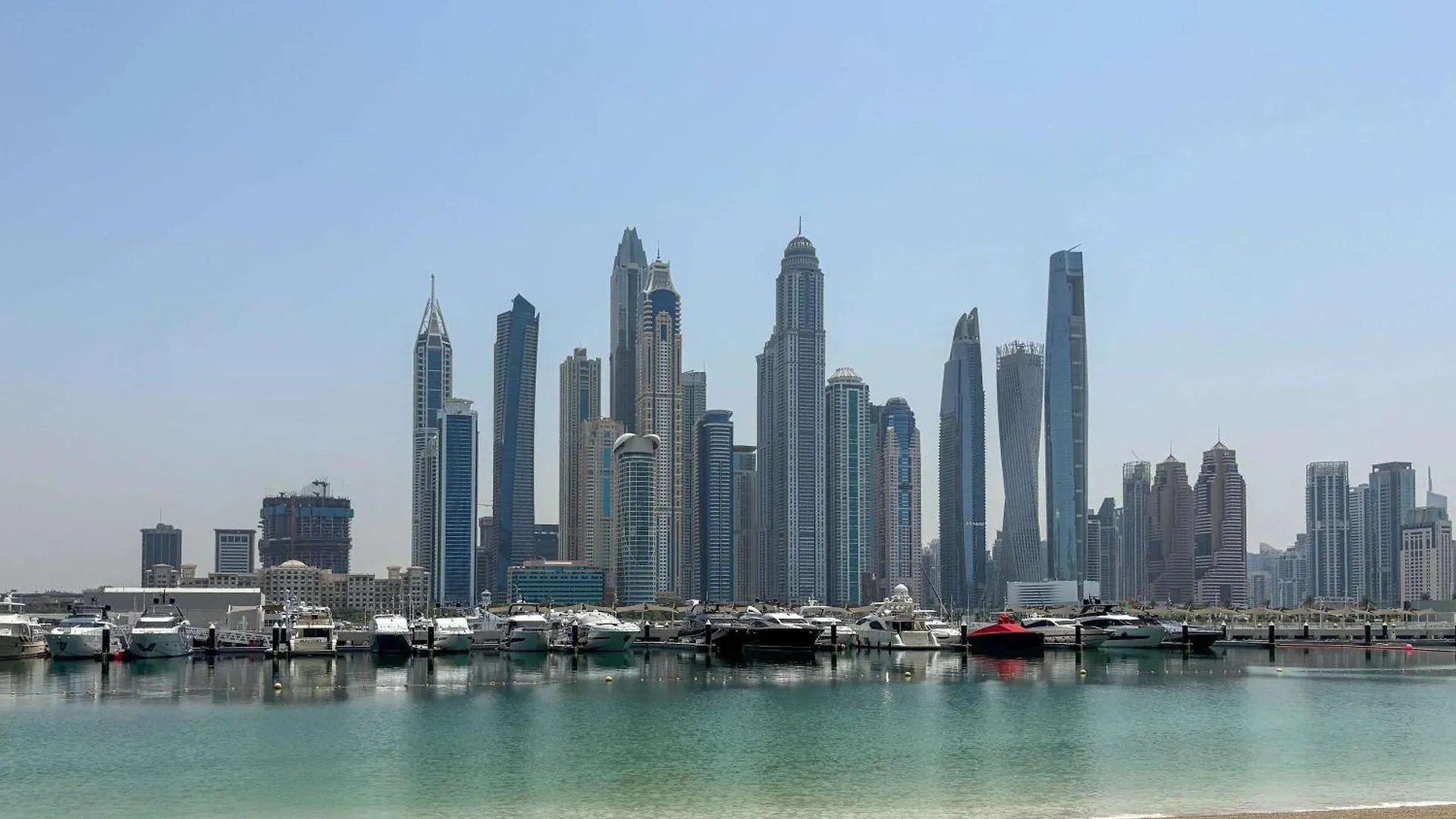 Apartment Frank Porter - Marina Vista Tower 2 Dubai
